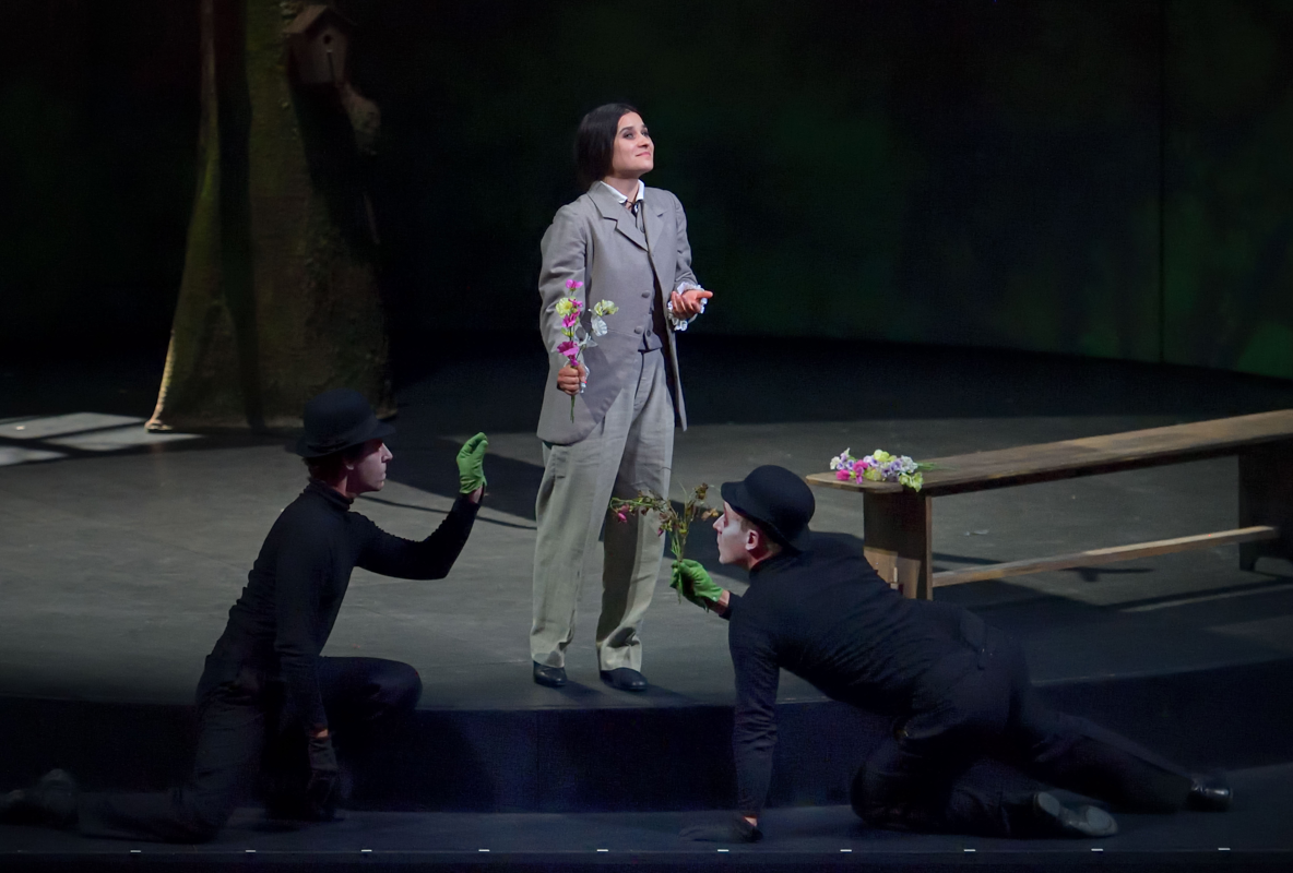 Faust en images | Opéra-Comique