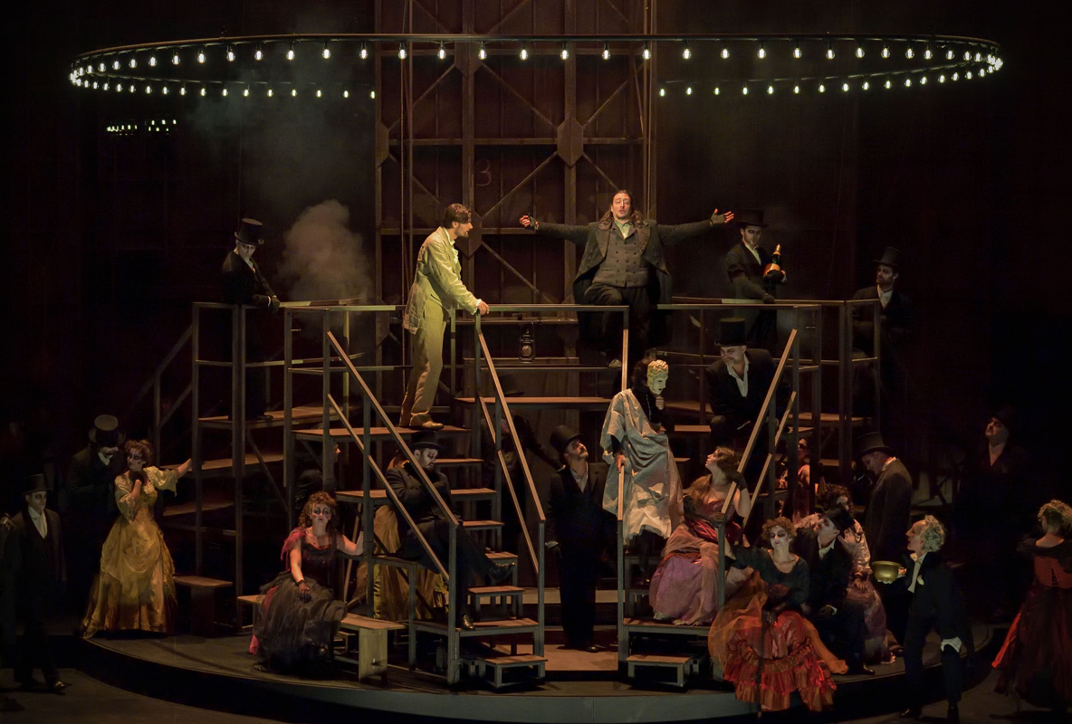 Faust en images | Opéra-Comique