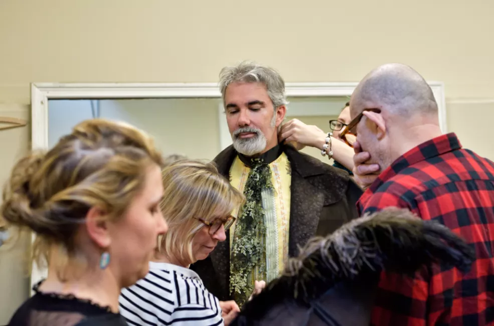 Essayage des costumes du Postillon de Lonjumeau © Stefan Brion