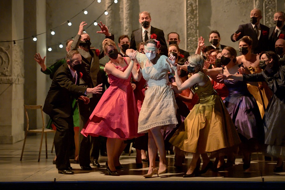 Répétitions de Roméo et Juliette - Julie Fuchs (Juliette) et le choeur Accentus © Stefan Brion