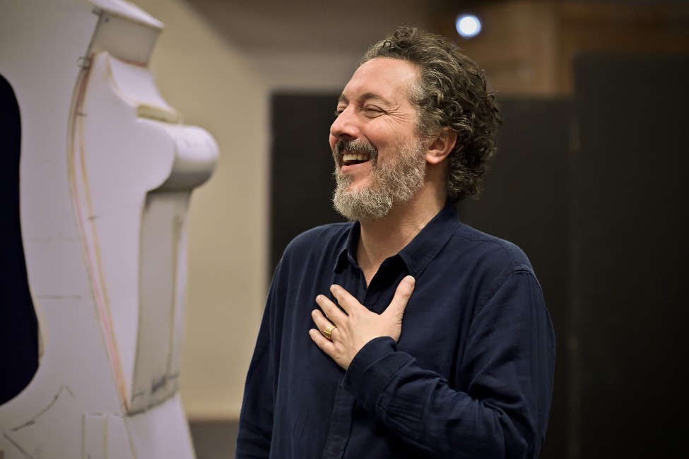 Répétitions de L'Heure espagnole au petit théâtre, Guillaume Gallienne, 2024 ©Stefan Brion