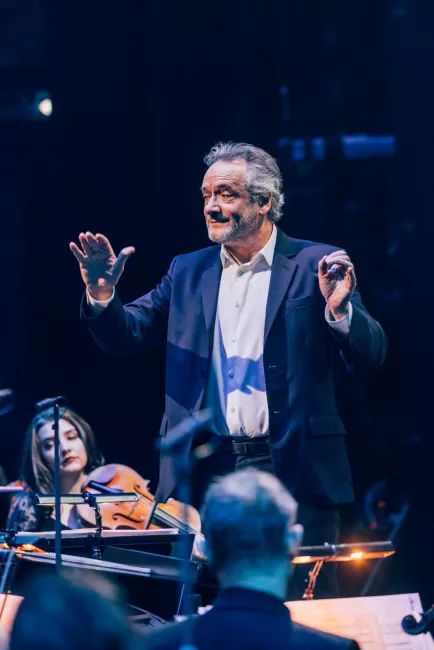 Fauteuils d'orchestre | Louis Langrée © Mathieu Foucher - Morgane Production