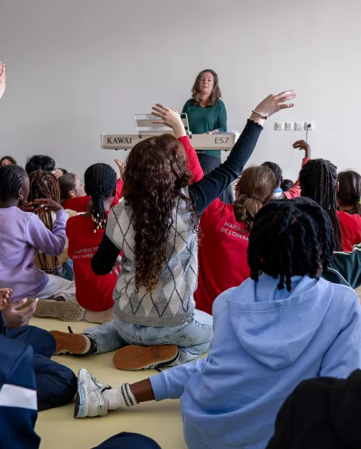 Parcours de découverte MOC à l'Hay-les-Roses avec la Maîtrise Populaire de l'Opéra Comique.