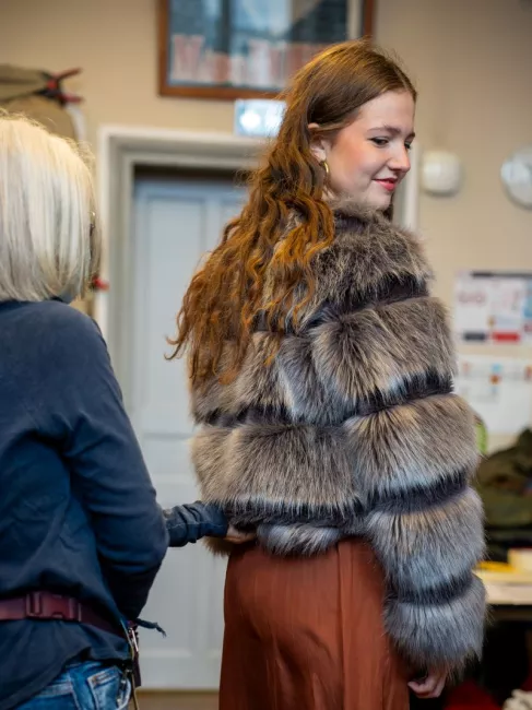 Essayage de costumes pour La Grande Affabulation