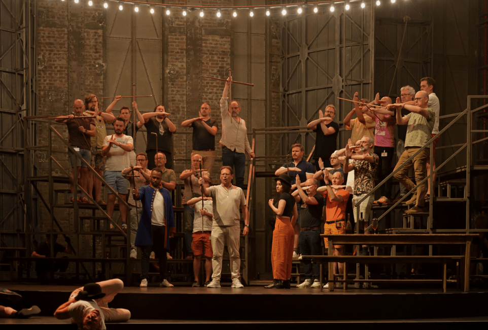 Répétition de Faust sur le plateau de la salle Favart, juin 2025 © Stefan Brion