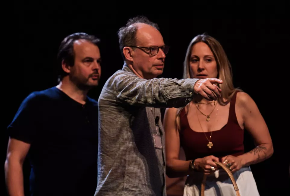 Répétition de Faust sur le plateau de la salle Favart, juin 2025 © Stefan Brion