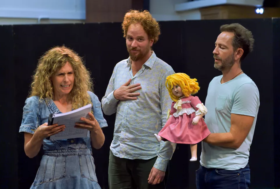 Les répétitions des Contes d'Hoffmann au Petit Théâtre (2025) © Stefan Brion