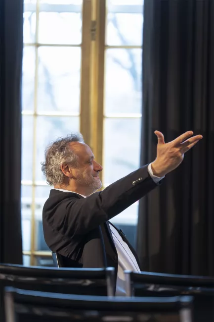 Masterclasse avec Louis Langrée, organisée à la Villa Albertine, au Payne Whitney Mansion à New York, le 23 mars 2026