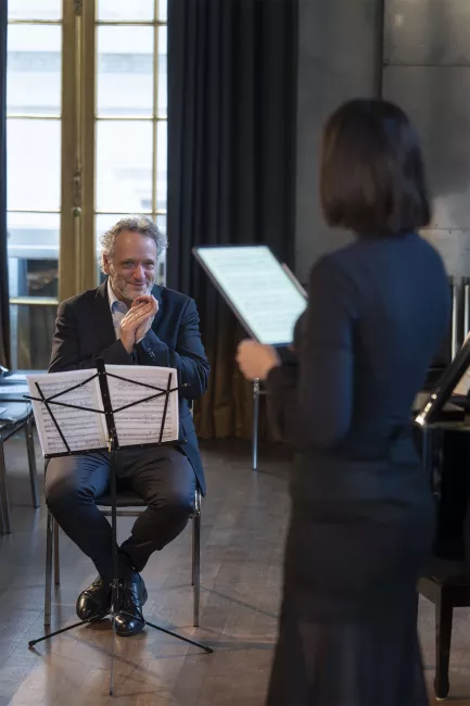Masterclasse avec Louis Langrée, organisée à la Villa Albertine, au Payne Whitney Mansion à New York, le 23 mars 2026