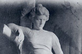 L'incroyable périple de la statue du « Drame Lyrique »