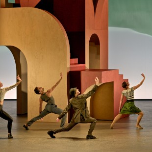 Watch Pulcinella & L'Heure espagnole on Arte