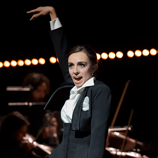 Chasing Rainbows : les mélodies de Julie Andrews revisitées