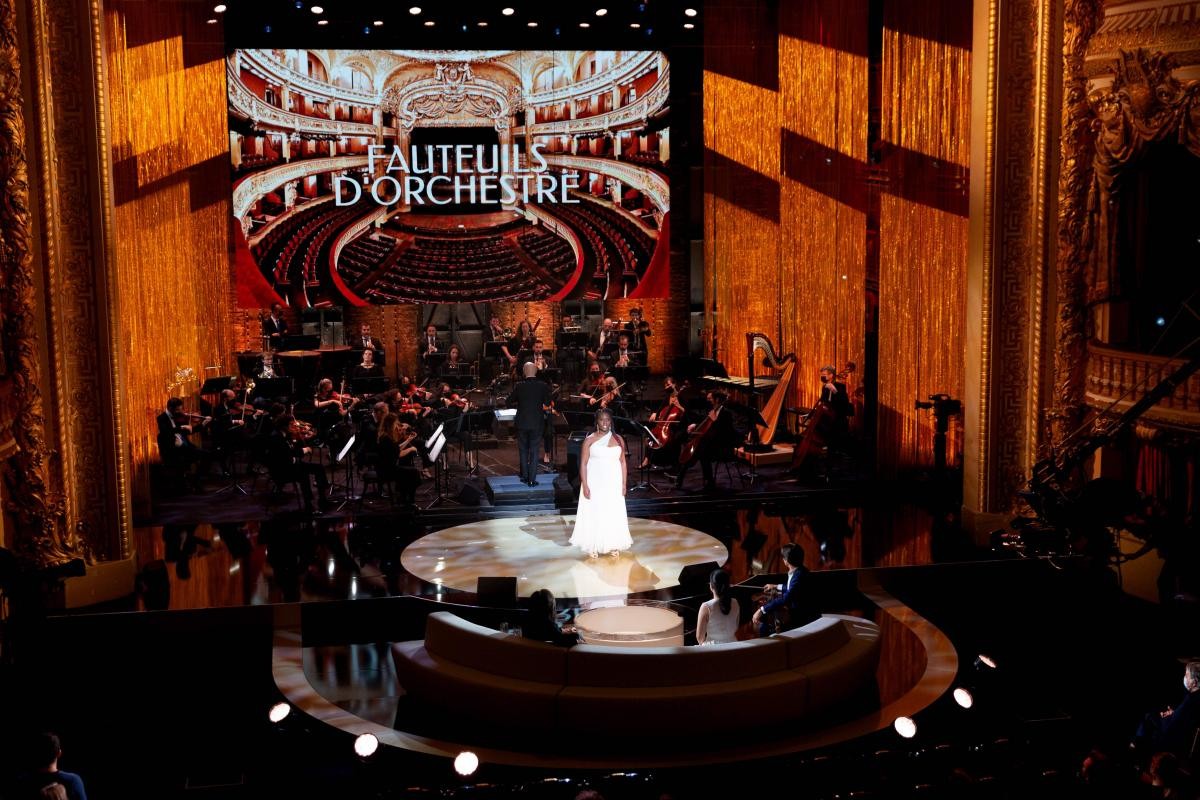 	<p>Fauteuils d'orchestre à l'Opéra Comique</p>
 