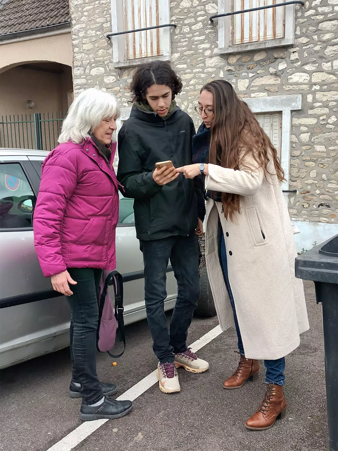 « Au loin, ma ville » : Rallye photos dans les rues de Limay