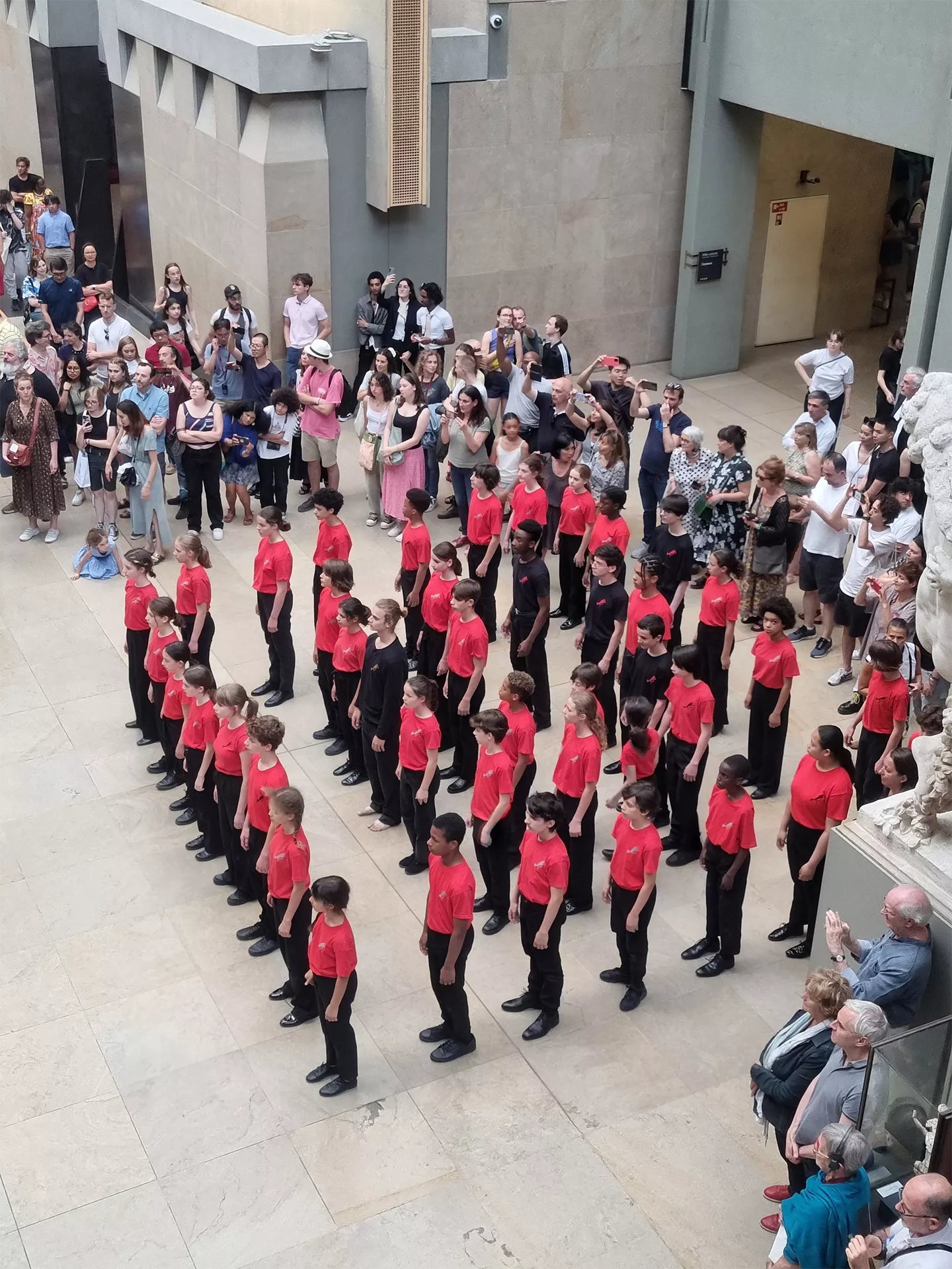 La Maîtrise Populaire de l’Opéra-Comique investit la nef du musée d’Orsay