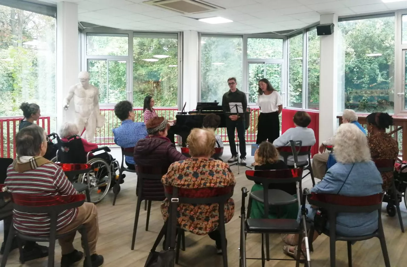 Mediation at the Opéra-Comique: building bridges between audiences and the stage