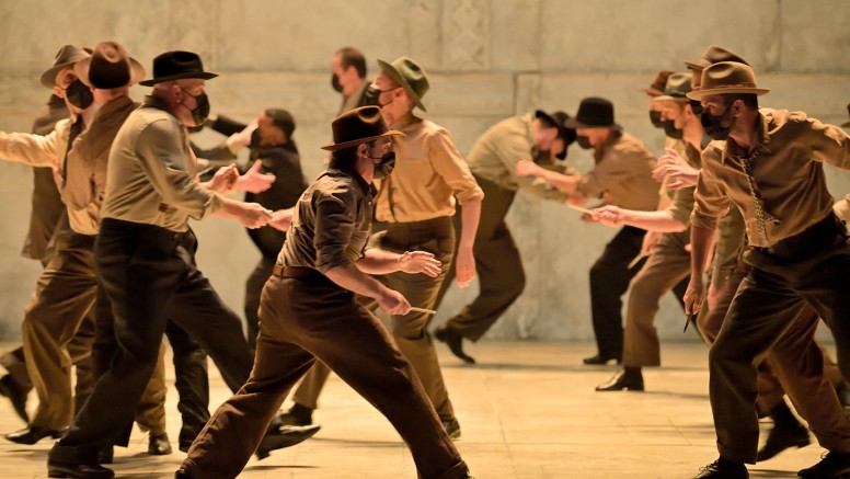 Photo de répétition de Roméo et Juliette avec le choeur Accentus © Stefan Brion