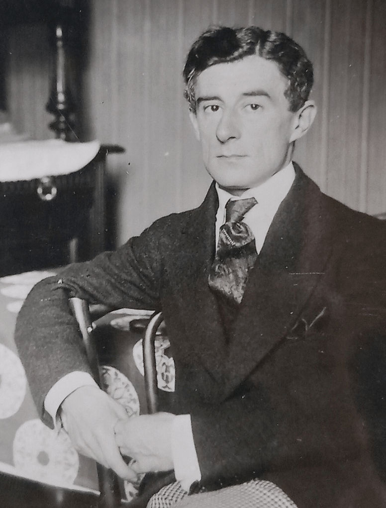 	<p>Portrait de Maurice Ravel</p>
 